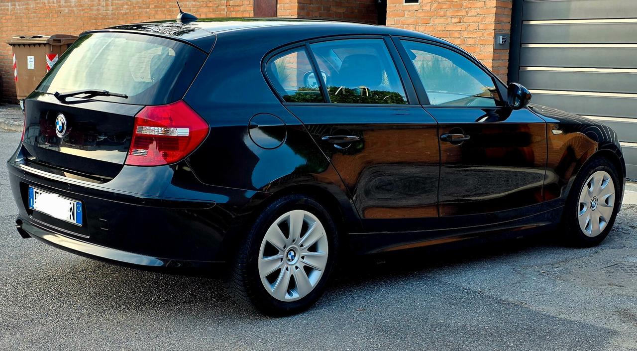 Bmw 118 118d cat 5 porte Futura neopatentati euro5B
