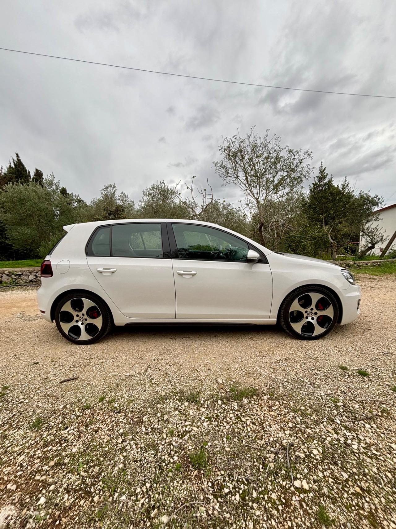 Volkswagen Golf 2.0 TSI 5p. GTI