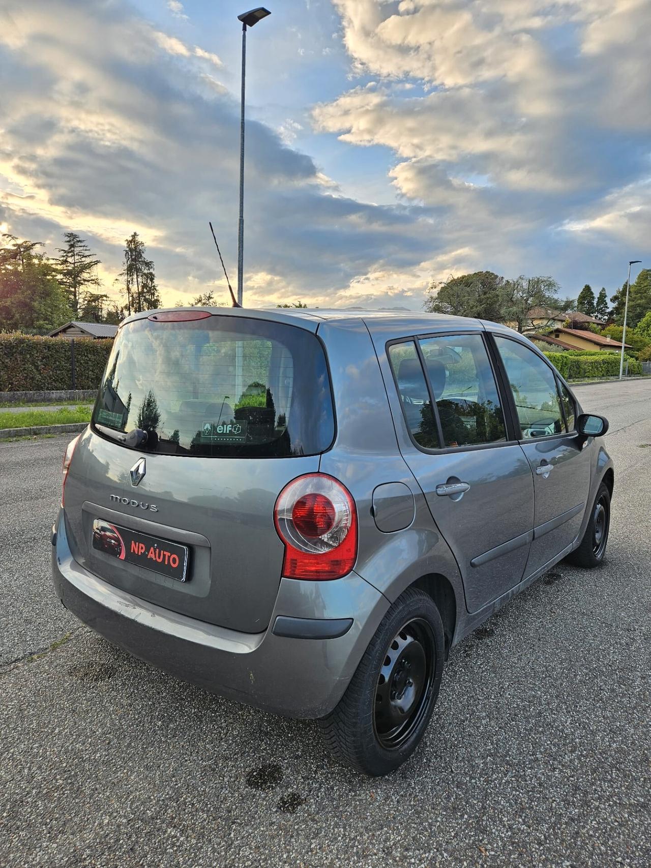 Renault Modus Grand 1.2 NEOPATENTATI