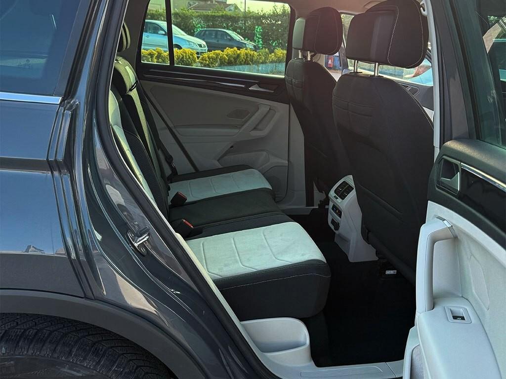 Volkswagen Tiguan 2.0 TDI 150 CV SCR DSG Elegance IN PROMO