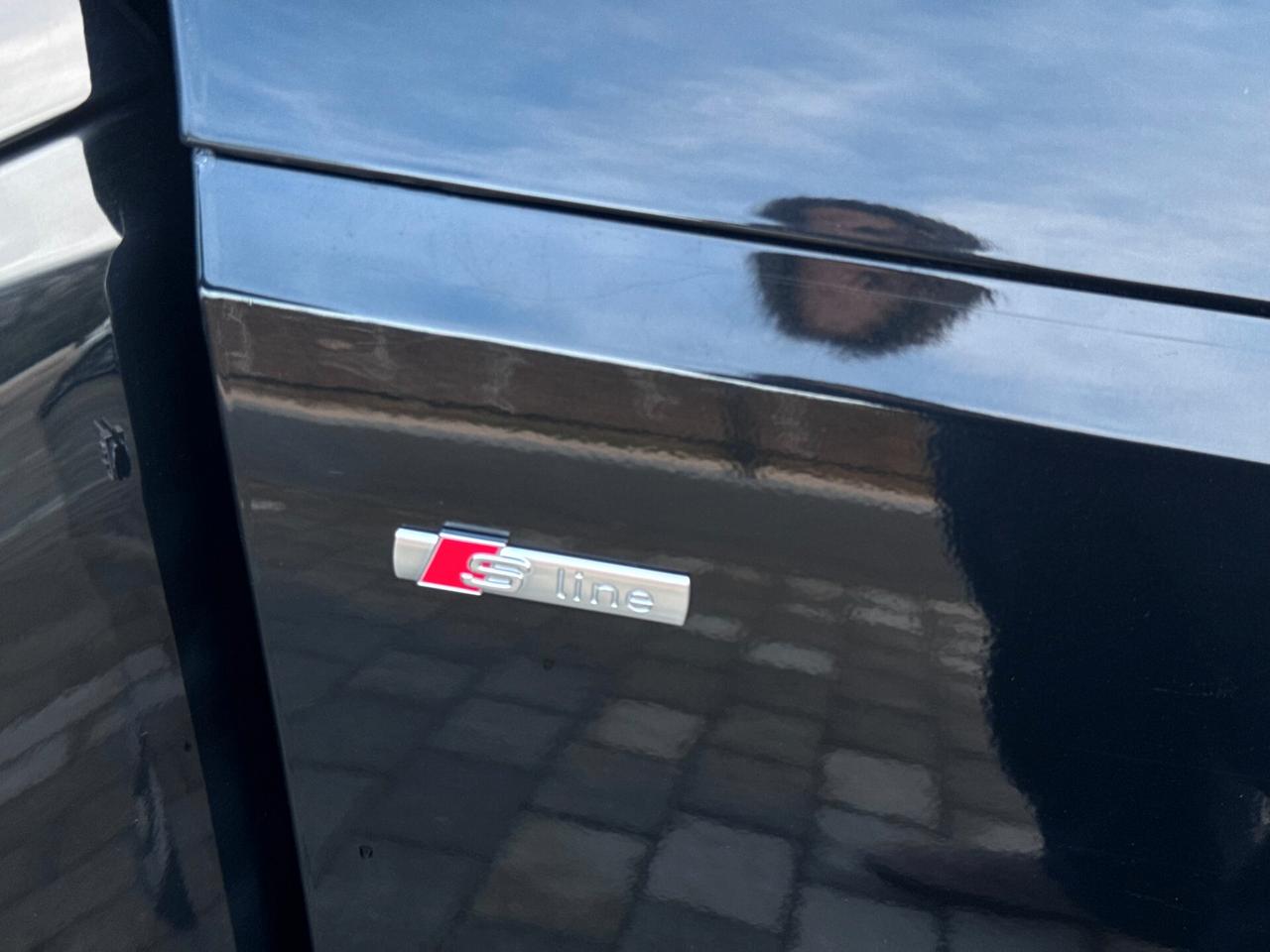 Audi A4 Avant 35 TDI/163 CV S tronic line edition UNI PRO