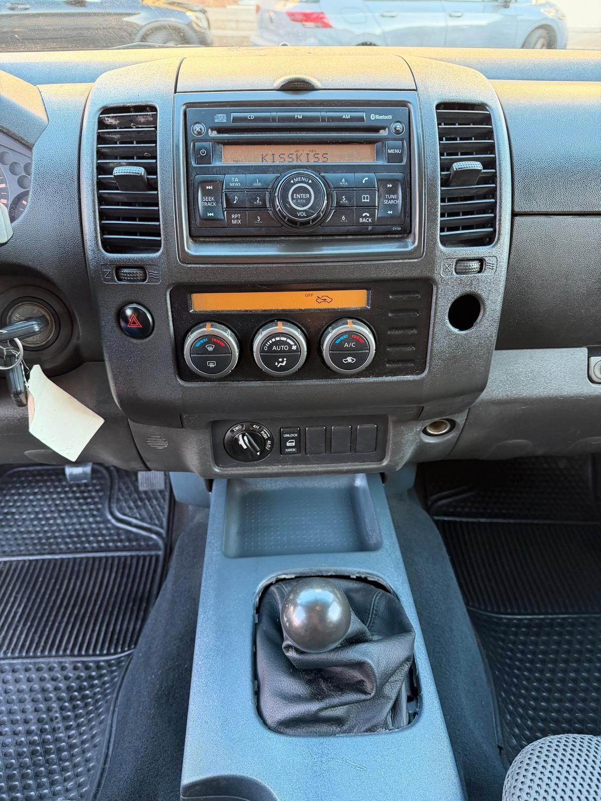 Nissan Navara 2.5 dCi 4 porte Double Cab Sport