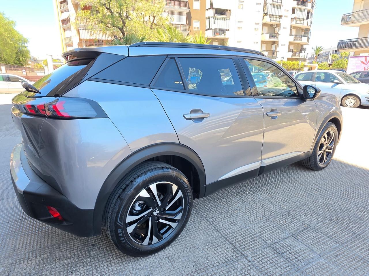 Peugeot 2008 BlueHDi 130 S&S EAT8 Allure