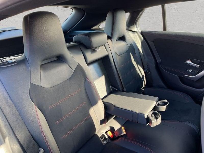 Mercedes-Benz CLA S.Brake CLA 200 d Automatic Shooting Brake AMG Line Advanced Plus Camera 18" LED