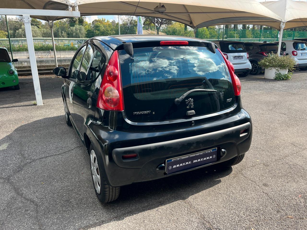 Peugeot 107 1.0 68CV 5p. Plaisir