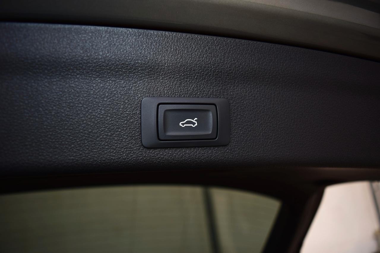 Audi A6 Avant 40 2.0 Tdi quattro S tronic Business Plus