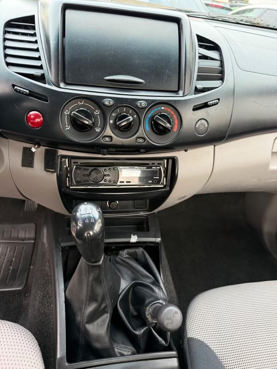 Mitsubishi L200 2.5 DI-D/136CV Club Cab Invite