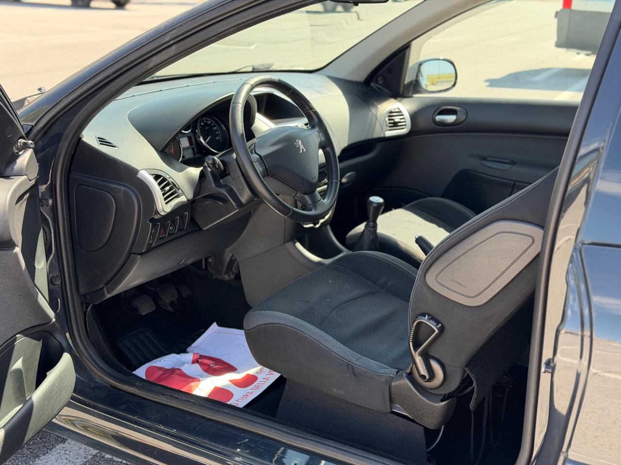 Peugeot 206 Plus 1.1 benzina 2010 GPL NEOPATENTATI