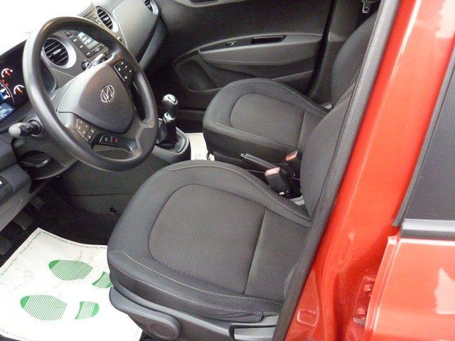 HYUNDAI i10 1.0 MPI Advanced