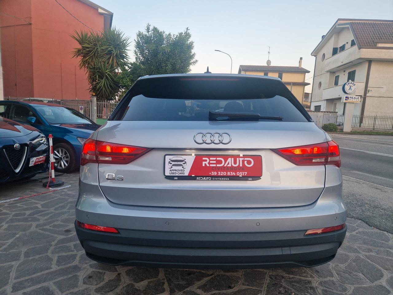 Audi Q3 35 TDI S tronic Business