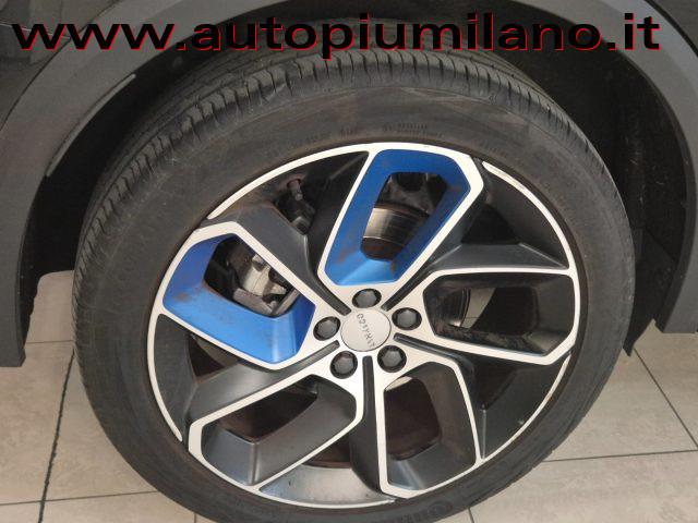 LYNK & CO 01 PHEV