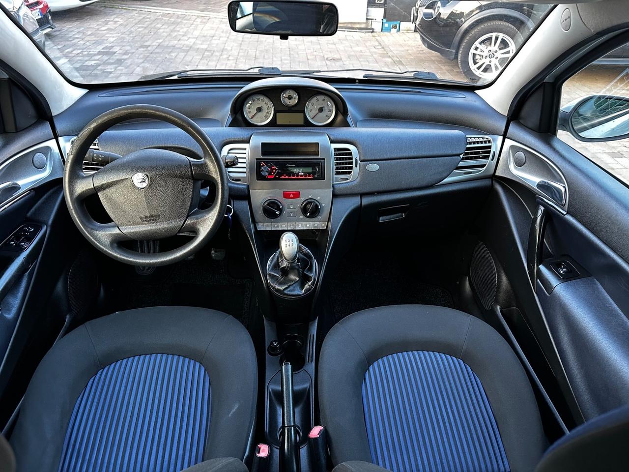 Lancia Ypsilon 1.2 ModaMilano