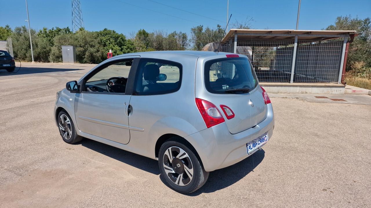 Renault Twingo 1.2 16V Live