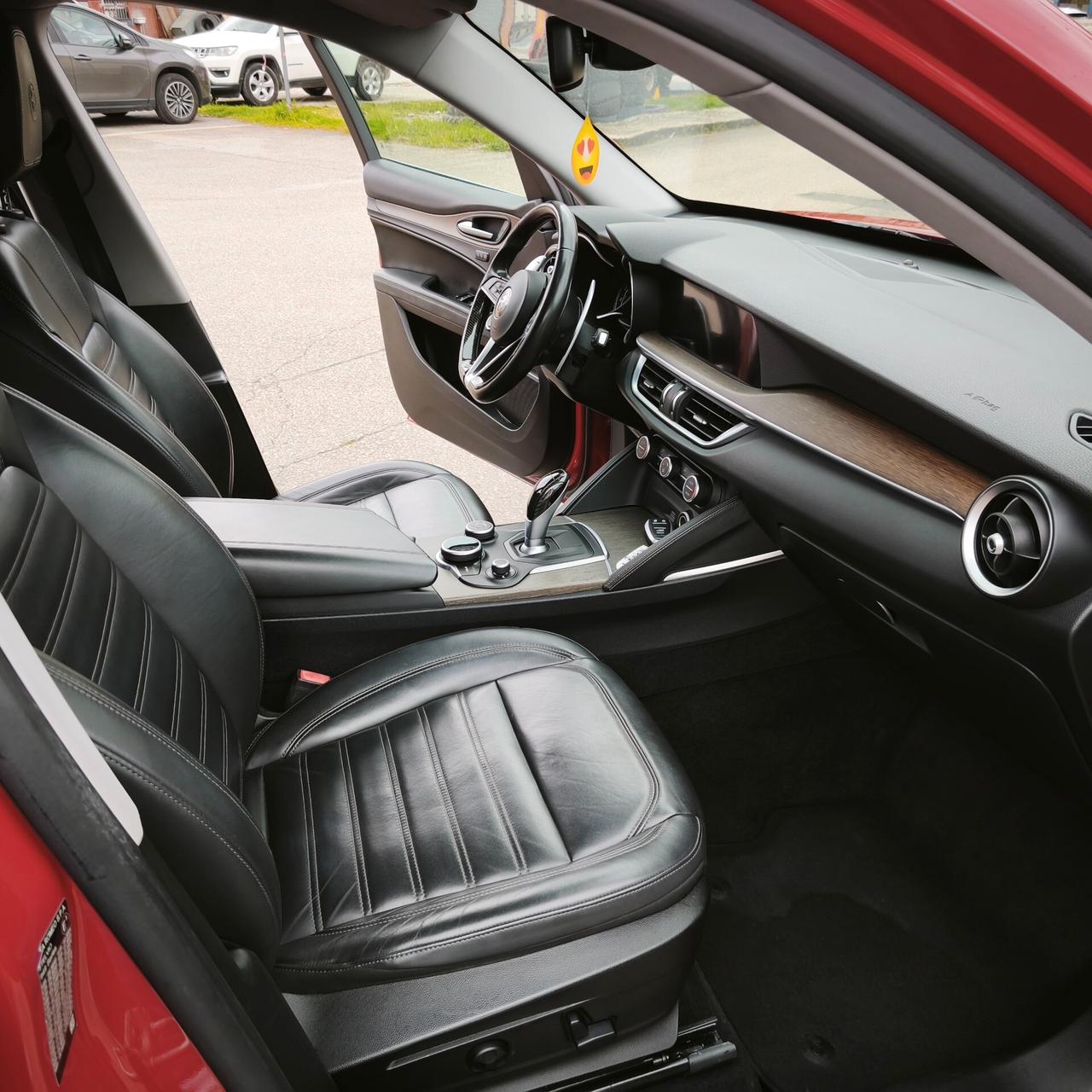 Alfa Romeo Stelvio 2.0 Turbo 280 CV AT8 Q4 First Edition