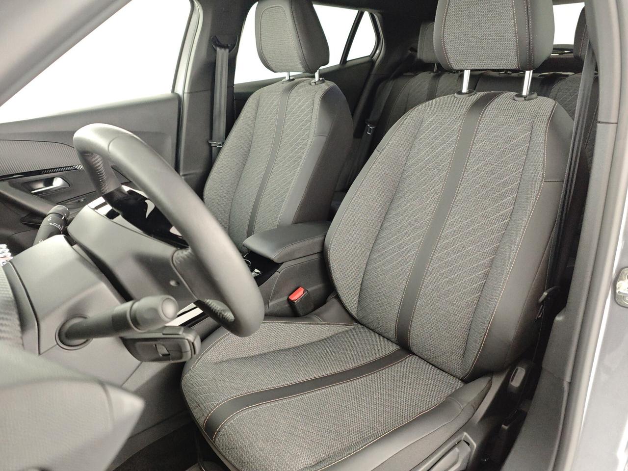 Peugeot 2008 PureTech 100 S&S Allure