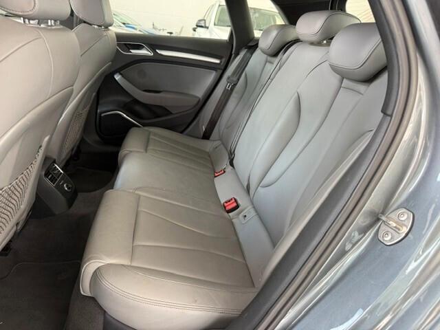 Audi A3 SPB 2.0 TDI S tronic S line Design 2018
