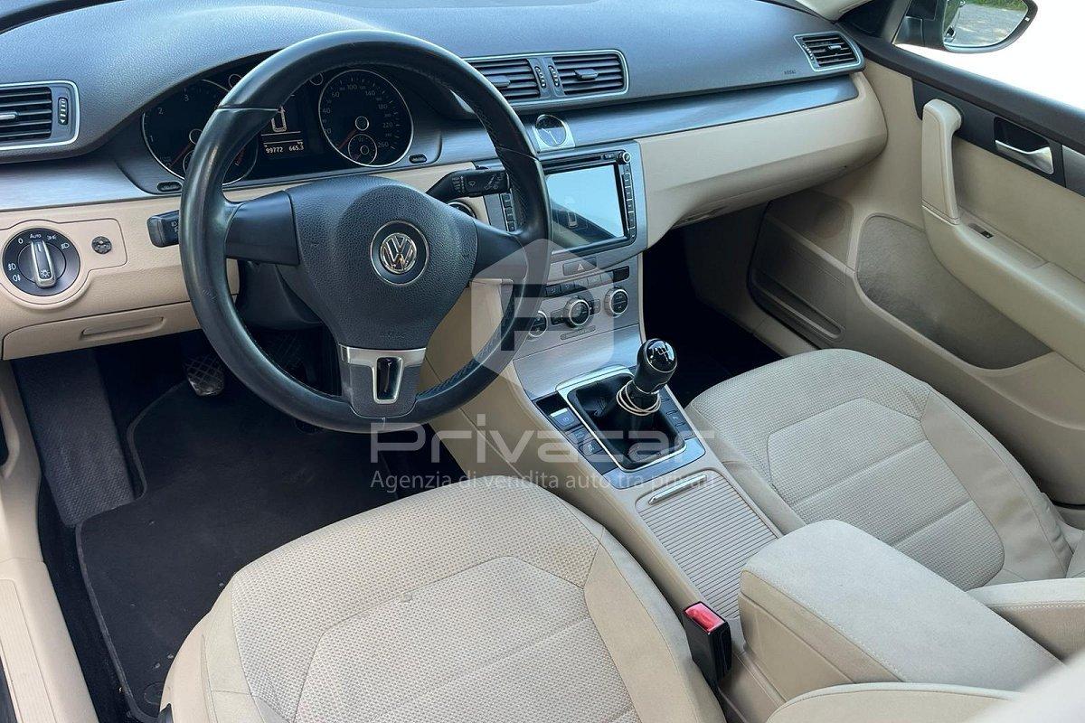 VOLKSWAGEN Passat 2.0 TDI Comfortline BlueM. Tech.