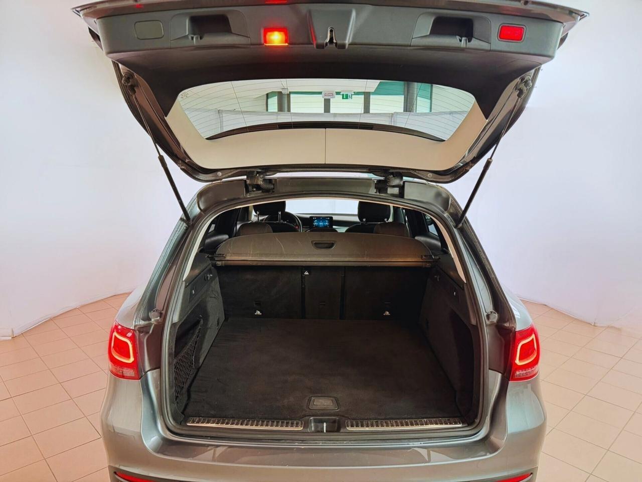 MERCEDES-BENZ SUV 200 D 4MATIC BUSINESS EXTRA AUT.