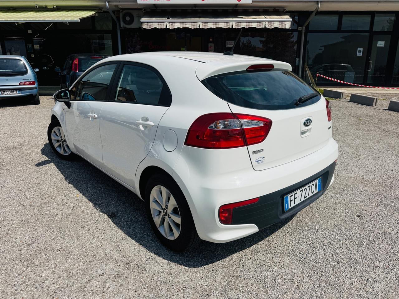 Kia Rio 1.1 CRDi 5p. Cool