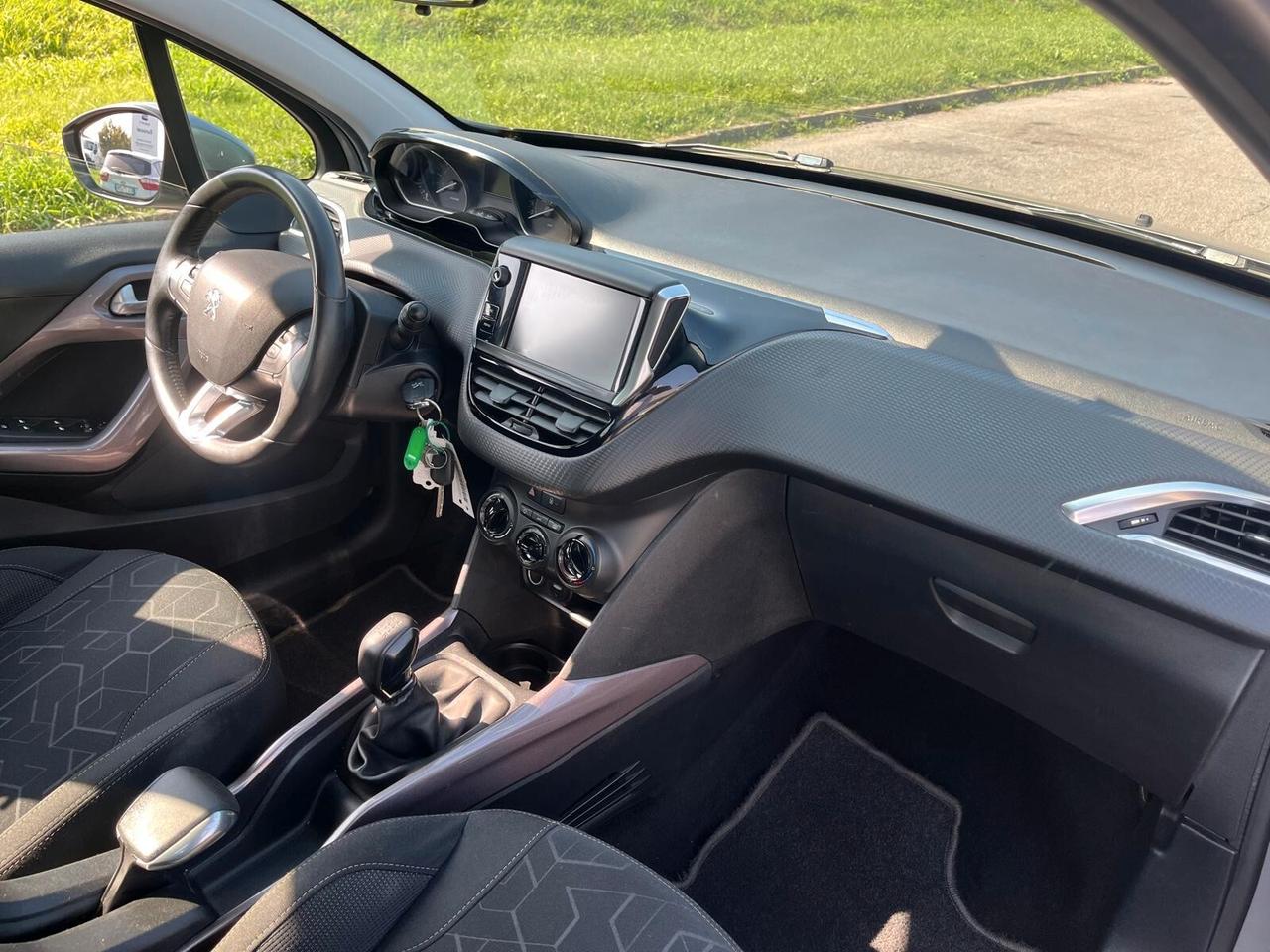 Peugeot 2008 BlueHDi 100 Active **NEOPATENTATI**