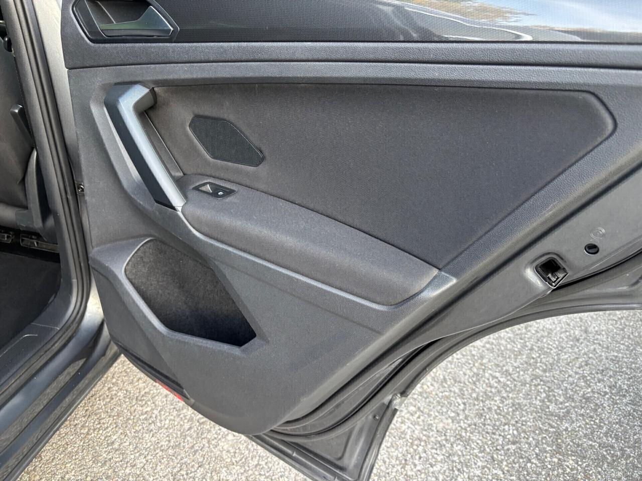 Volkswagen Tiguan 1.6 TDI ok neopatentati