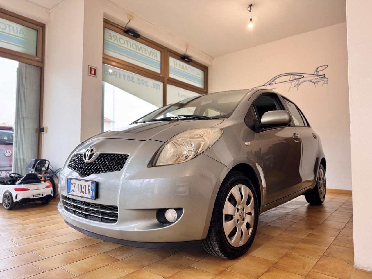 Toyota Yaris 1.3 5 porte