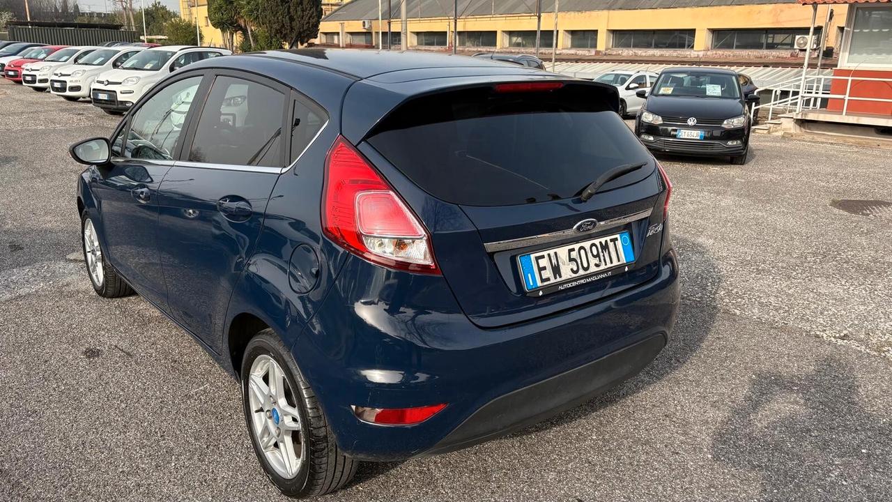 Ford Fiesta 1.4 5 porte Bz.- GPL