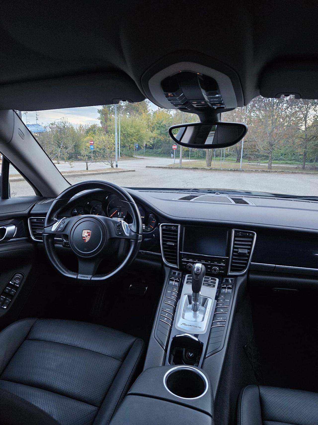 Porsche Panamera 3.0 Diesel OPACO