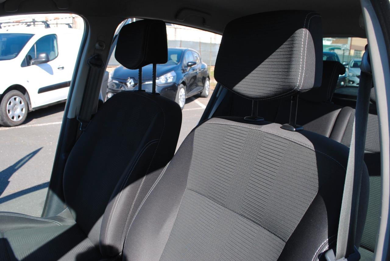 RENAULT CLIO 1.2 75 CV OK NEOPATENTATI