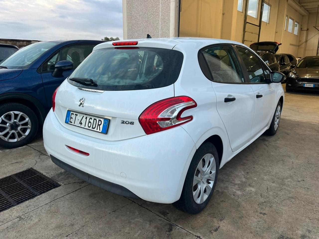 Peugeot 208 1.0 VTi 68 CV 5 porte KM 44000 2013