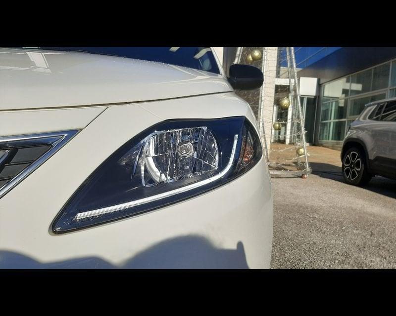 Lancia Ypsilon 1.0 FireFly 5 porte S&S Hybrid Gold Plus