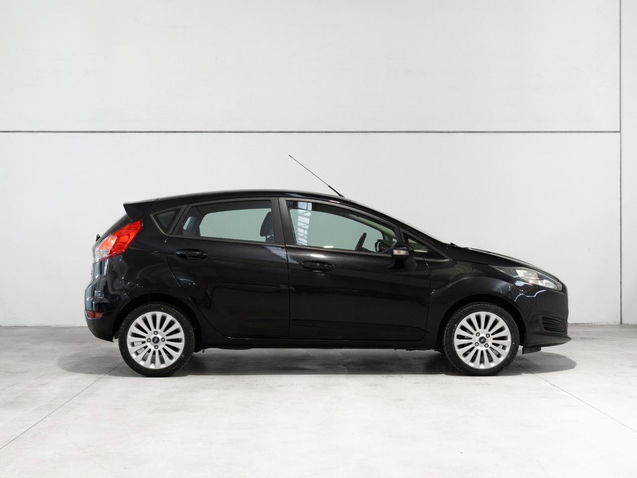 Ford Fiesta 1.2 60CV 5 porte BLACK FRIDAY