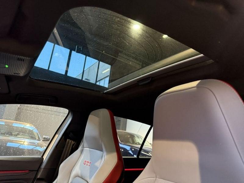 Volkswagen Golf Golf 2.0 TSI GTI DSG