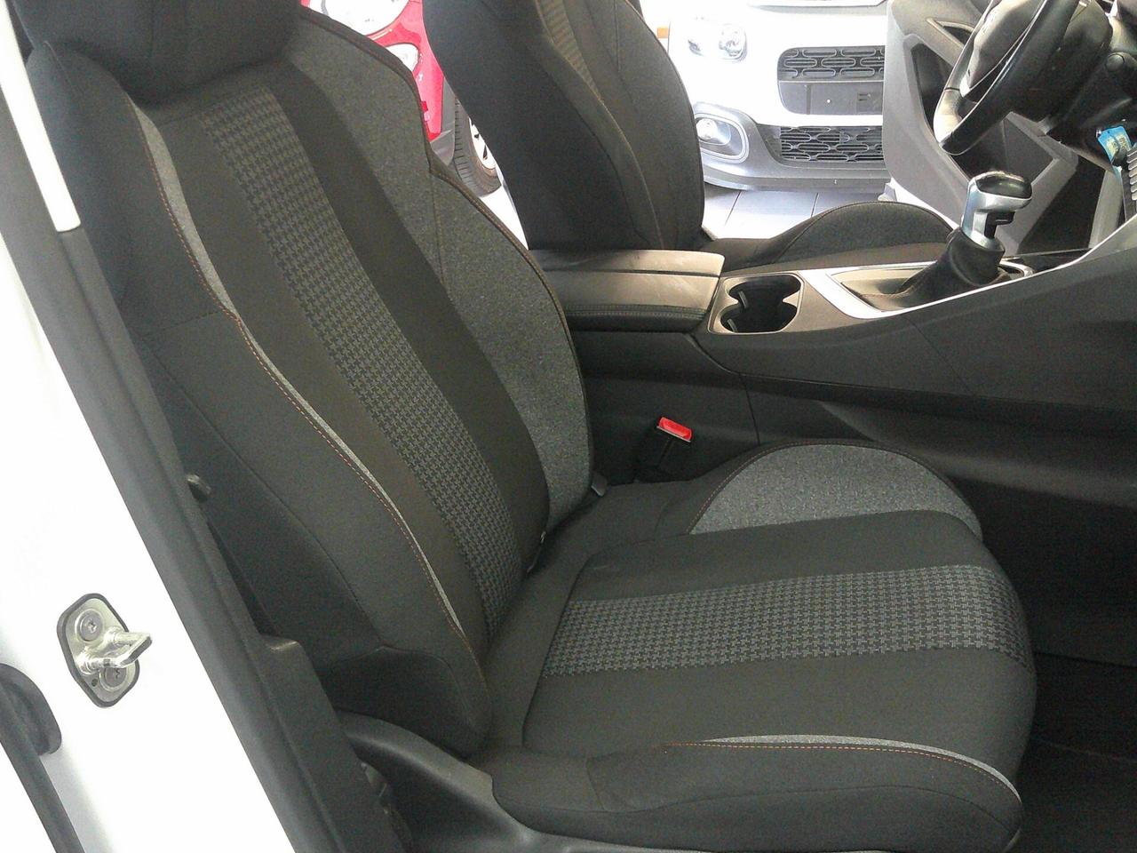 Peugeot 3008 BlueHDi 130 S&S Business