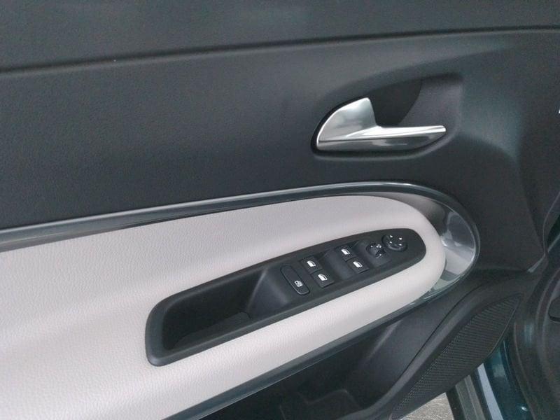 FIAT 600 1.2 hybrid La Prima 110cv auto