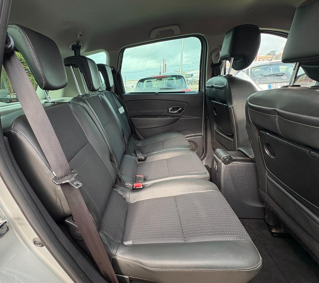 Renault Scenic XMod 1.5 dCi 110CV limited