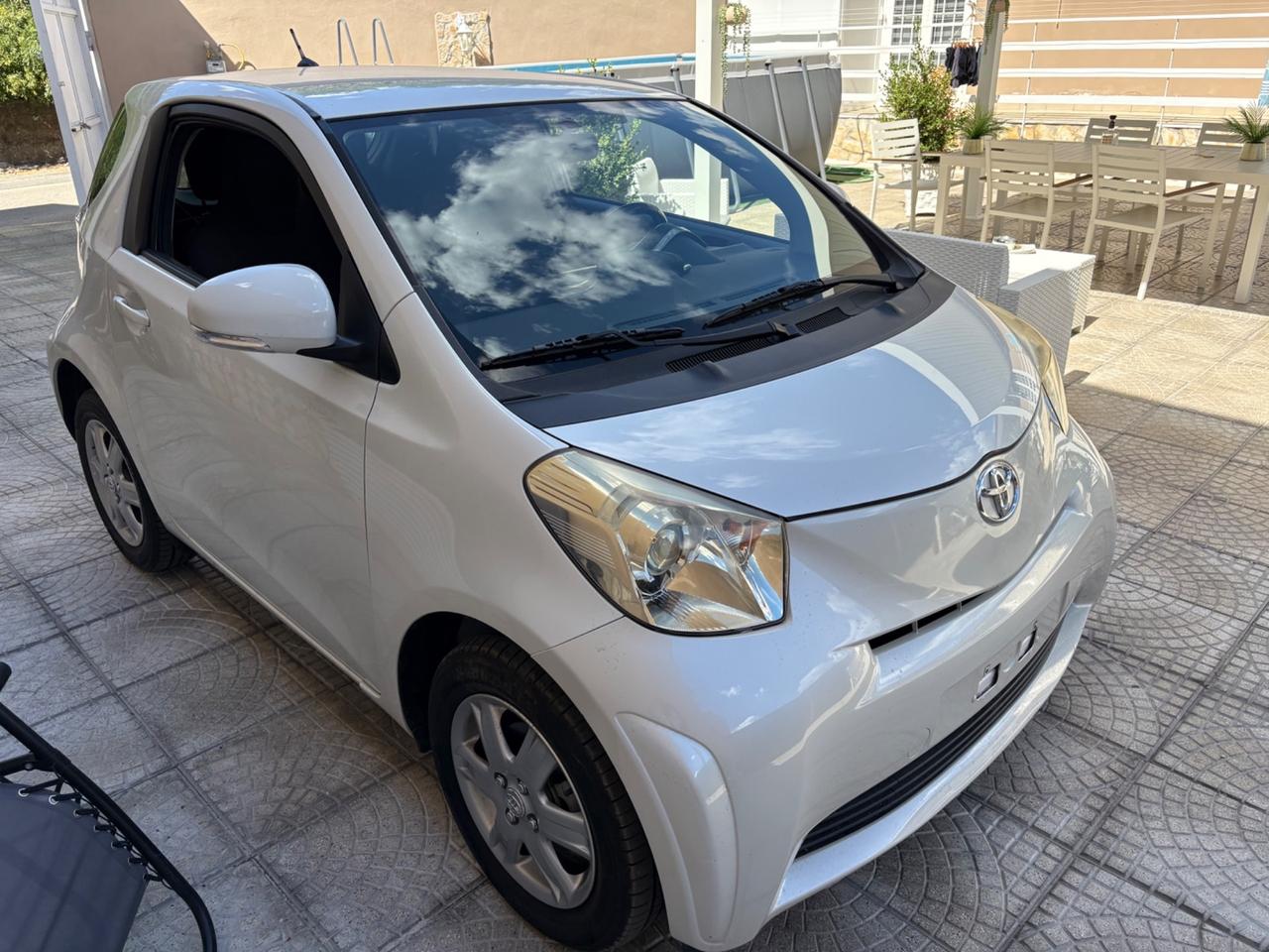 Toyota iQ 1.0