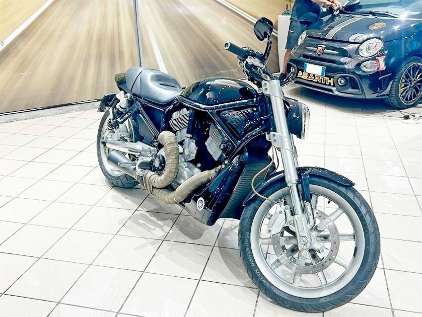 Harley-davidson 1130 V-ROD - VRSCR Street Road