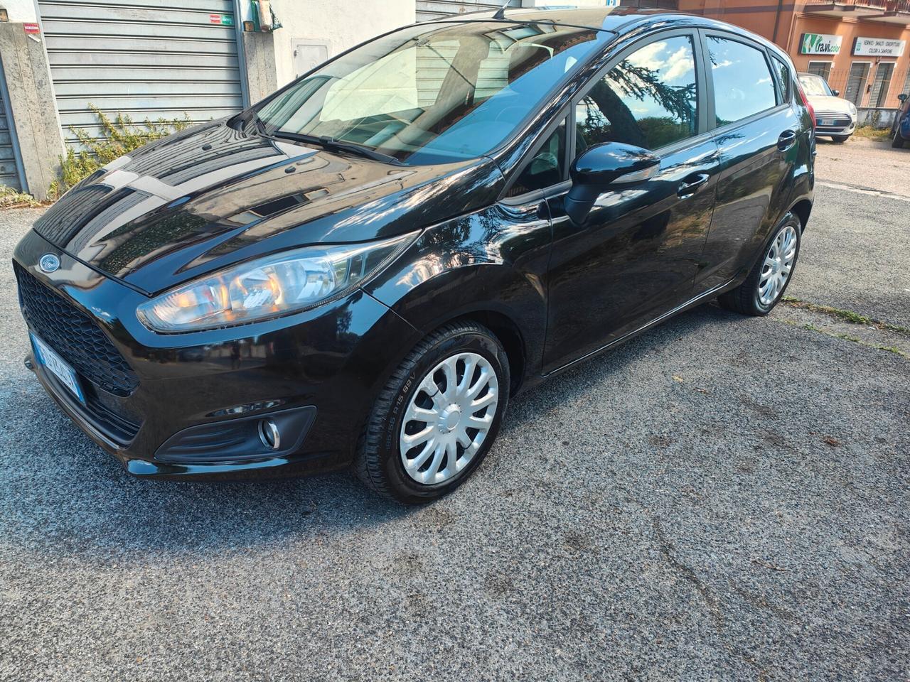 Ford Fiesta 1.2 60CV 5 porte Titanium