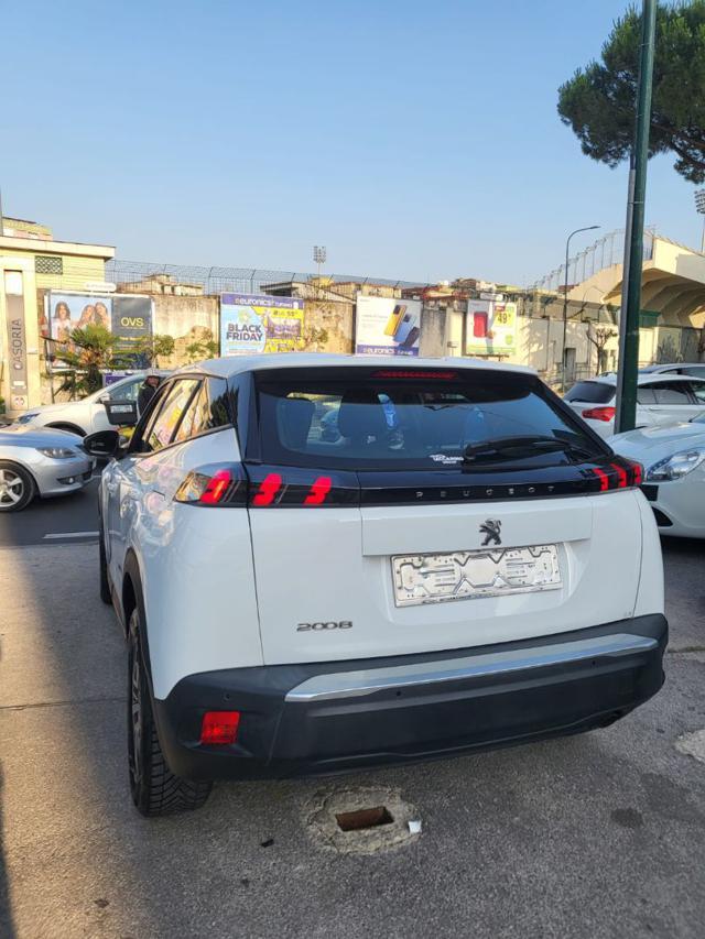 PEUGEOT 2008 PureTech 100 S&S Allure