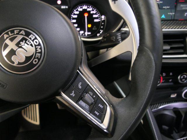 ALFA ROMEO Stelvio 2.9 Bi-Turbo V6 510 CV QV CARBO-AKRAPOVIC