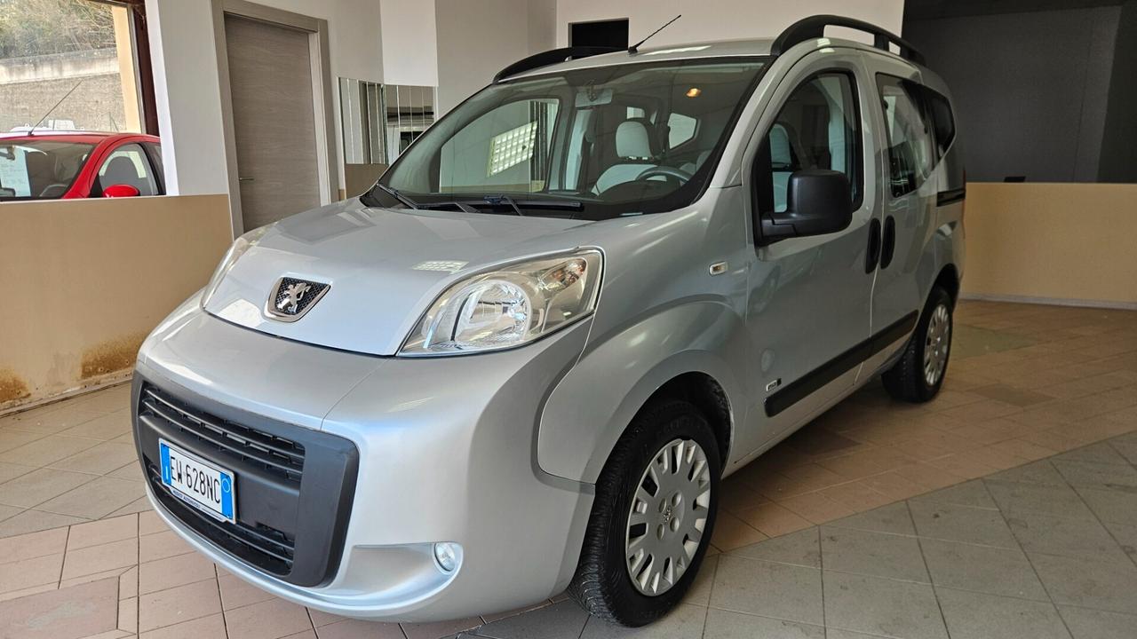 Peugeot Bipper Pegeout bipper 5 posti