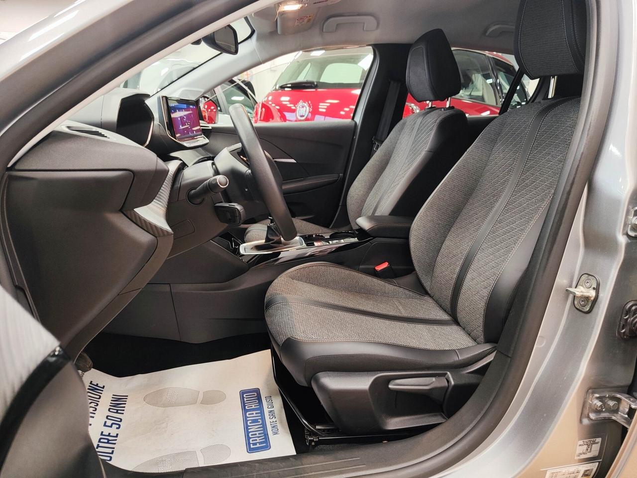 Peugeot 208 1.2 BENZINA 100 CV -ALLURE-