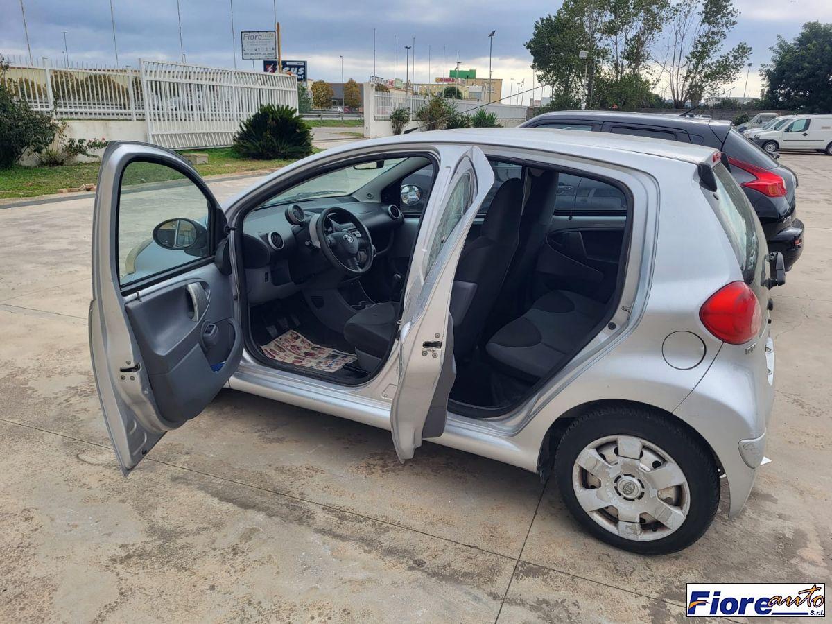 TOYOTA - Aygo - 12V VVT-i 5 porte