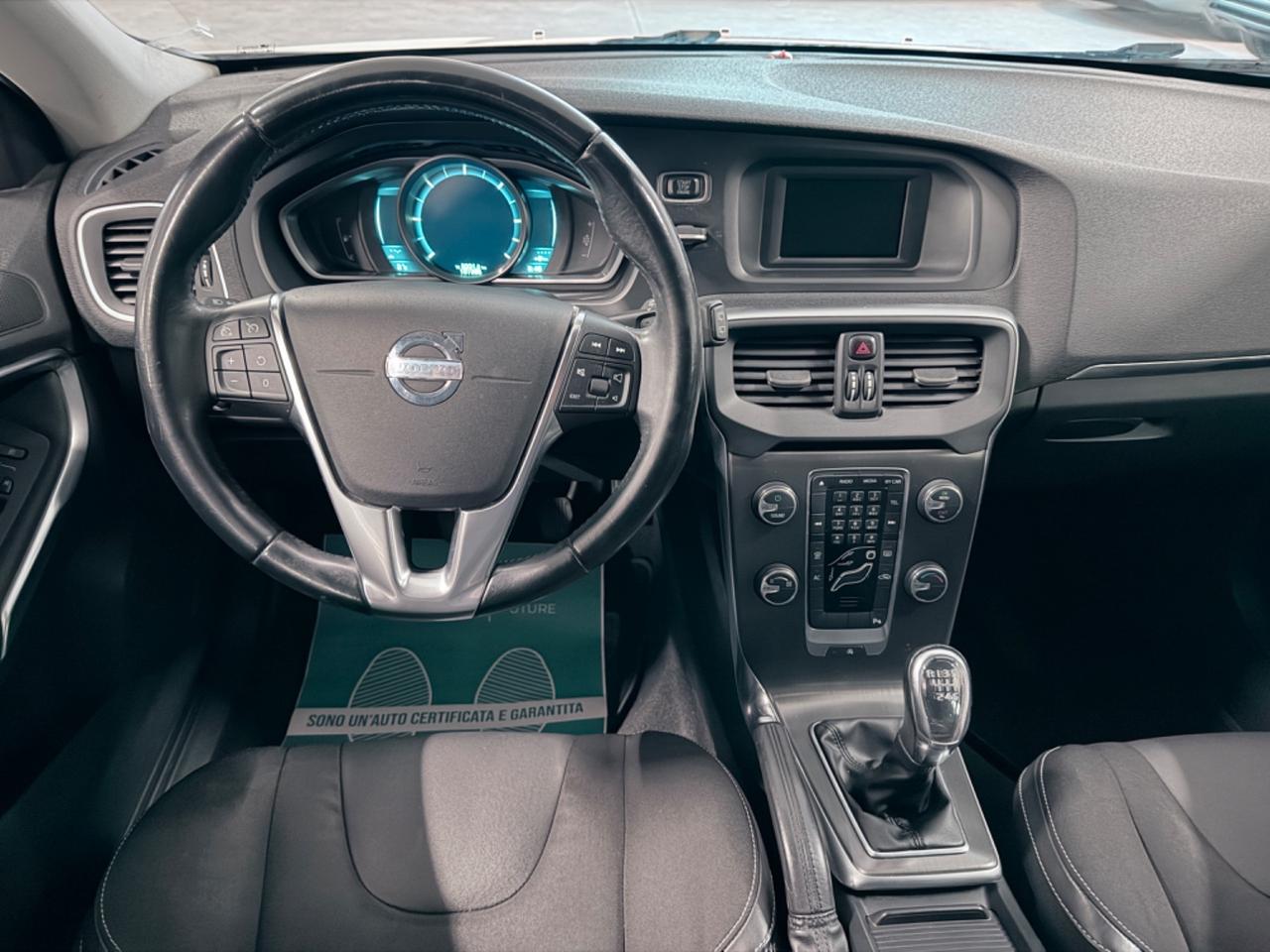 Volvo V40 D2 1.6 Momentum