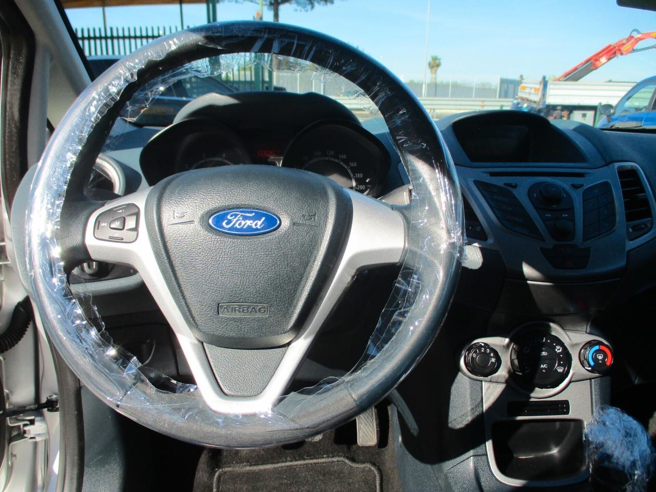 FORD FIESTA 1.4 16V GPL DI SERIE 102000 KM CERTIFICATI