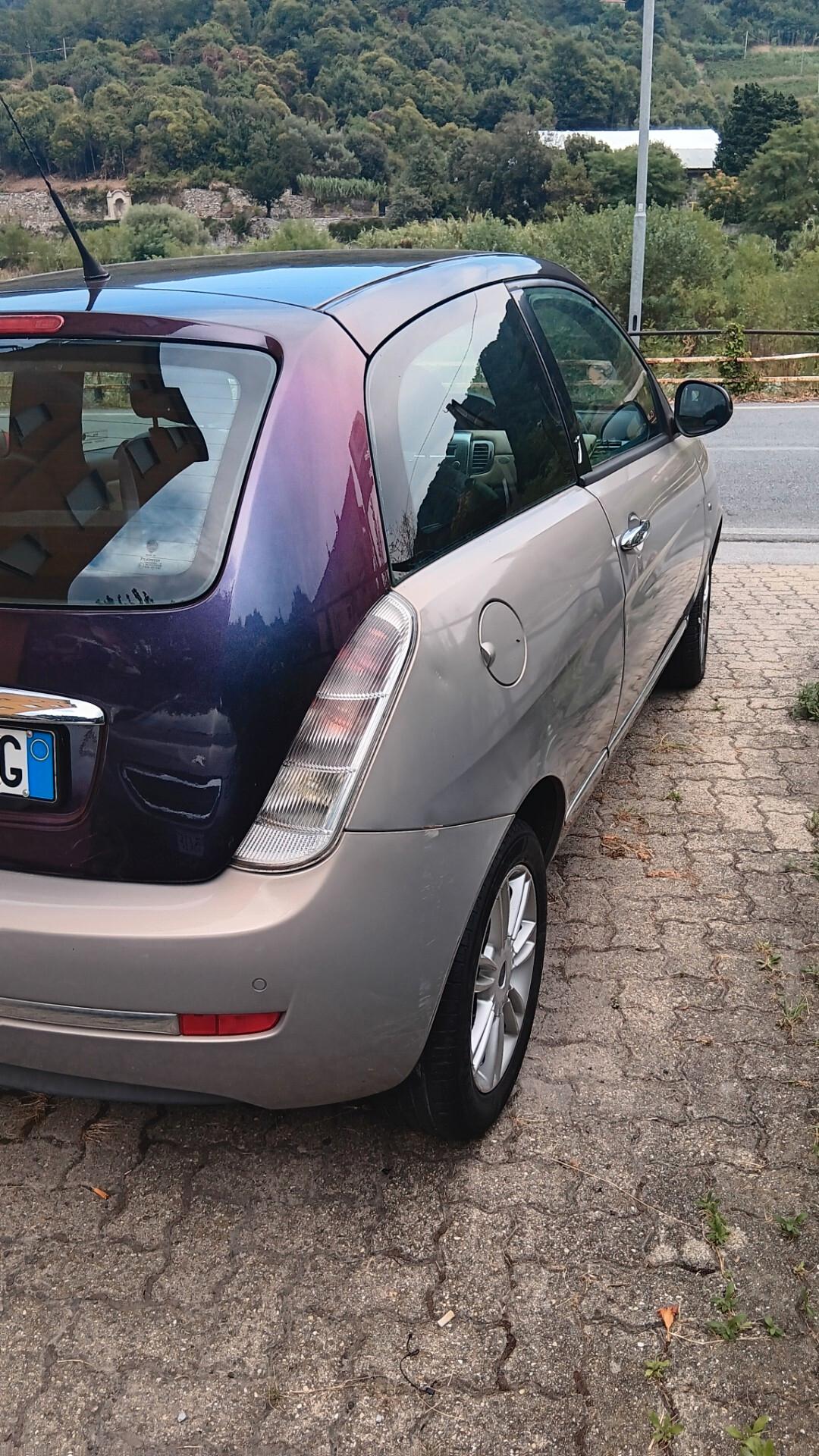 Lancia Ypsilon 1.2 69 CV Elle