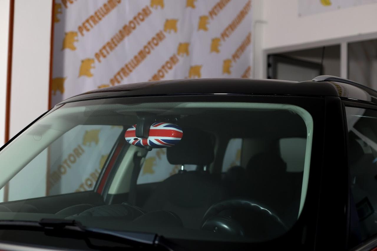 Mini Cooper D Countryman 1.6 Business auto pari al nuovo