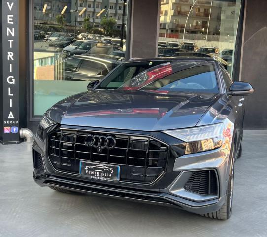 AUDI - Q8 - 50 TDI 286 CV quattro tiptronic SLINE