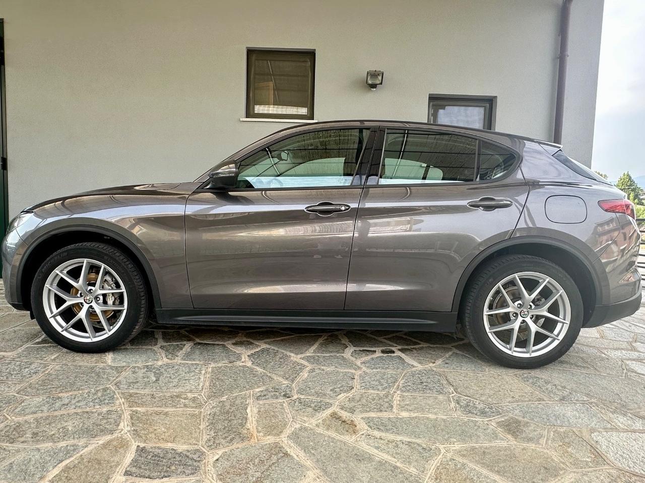 Alfa Romeo Stelvio 2.2 t Super Q4 210cv auto